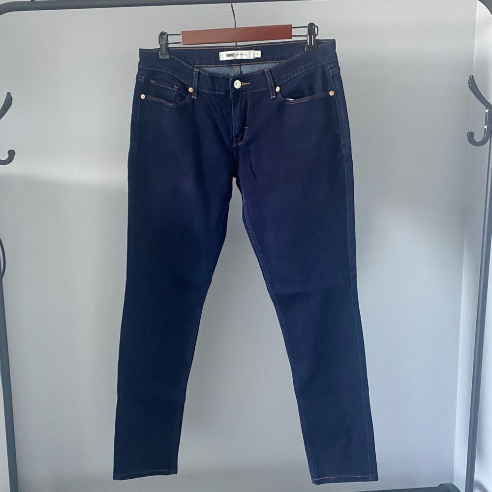 Skinny Levi’s jeans